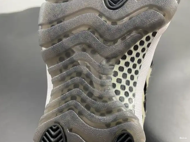 Bmlin shoes AR0715-010 AIR JORDAN ANIMAL 11 INSTINCT 0530